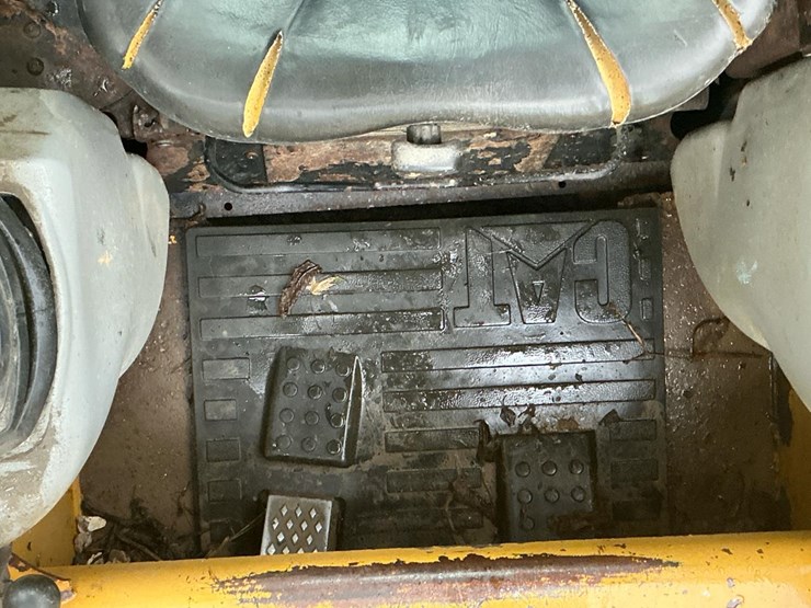 2010-caterpillar-257b-image-52