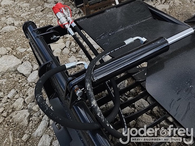 unused-2025-rock-grapple-bucket-to-suit-mini-skidsteer-image-7