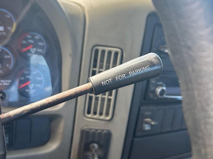 2012-international-durastar-4400-image-35