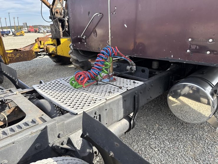 western-star-4964ex-image-32