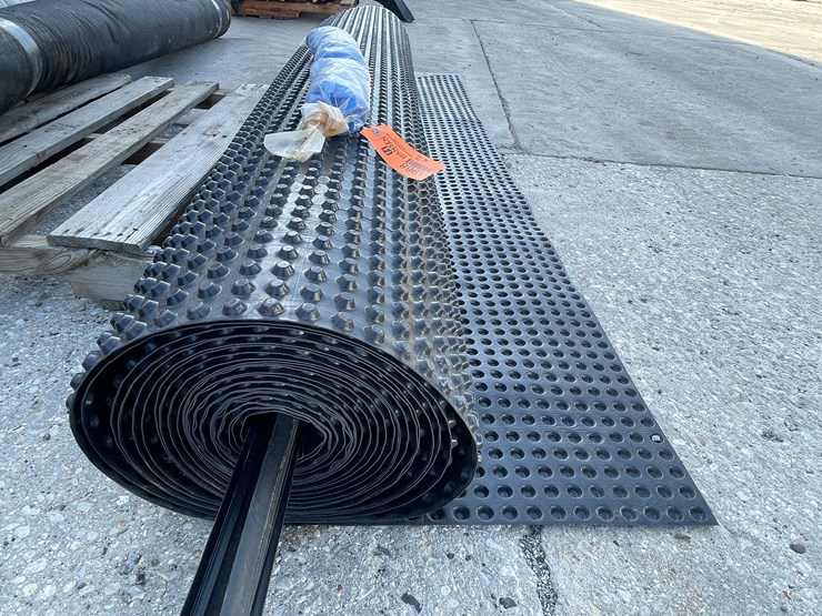#1968-•-(1)-roll-of-drainage-material-image-2