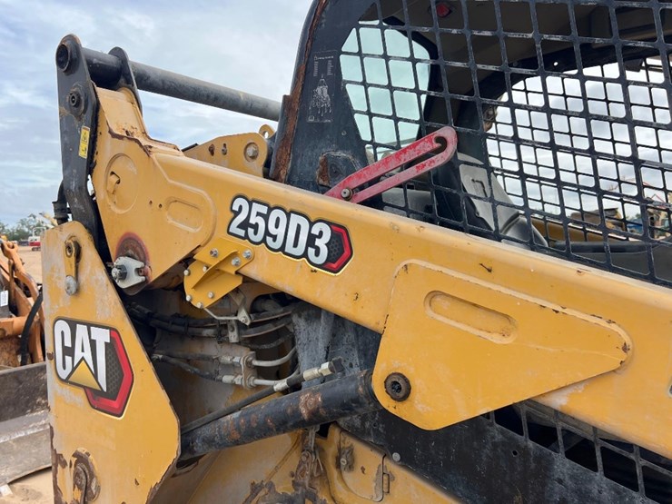 caterpillar-259d3-image-26