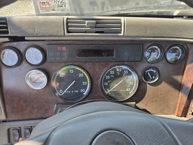 1997-cummins-m11-image-43
