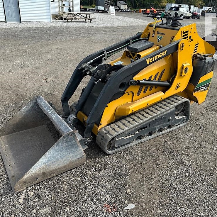 2016 VERMEER S725TX
