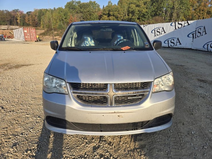 2011-dodge-grand-caravan-image-8