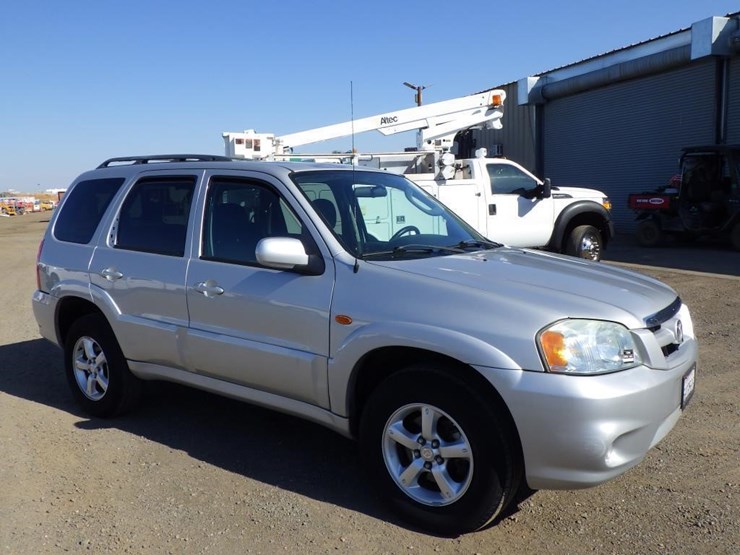 2005-mazda-tribute-image-2