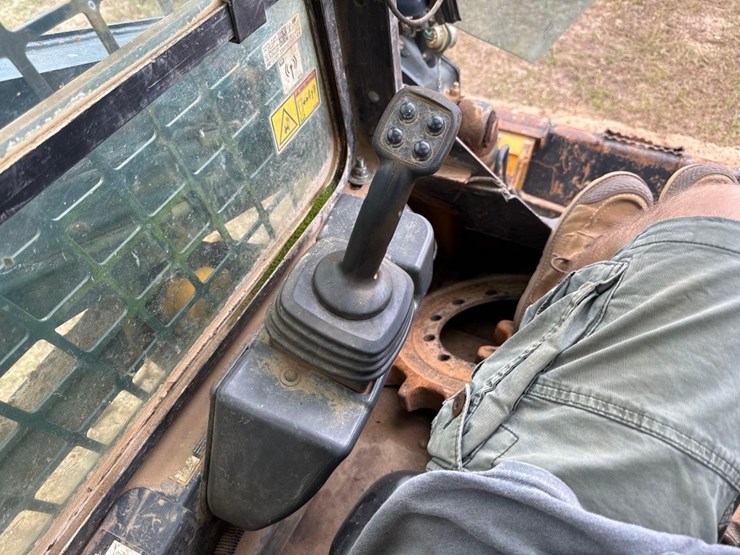 deere-317g-image-21