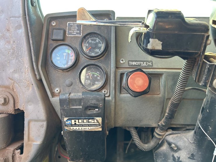 1993-mack-dm690s-image-68