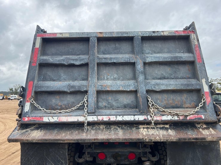 2002-mack-rd688s-image-15