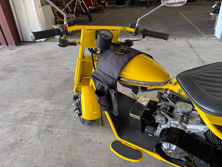 #222-•-2019-cushman-ii-scooter-image-9