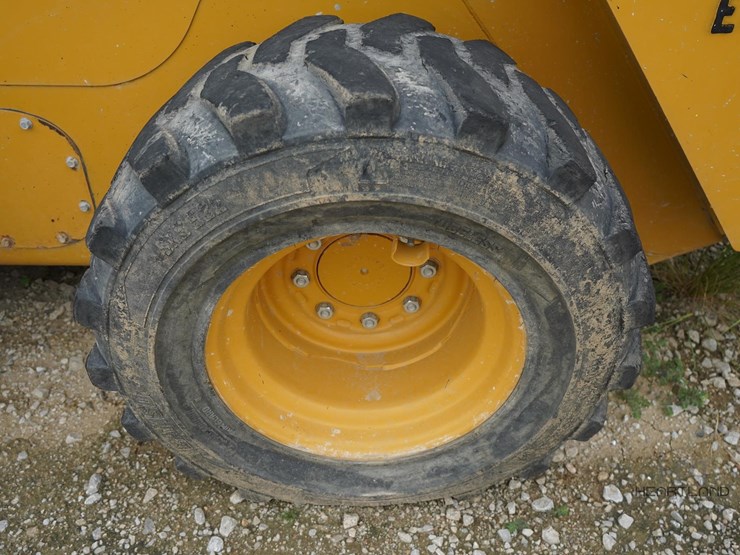 2019-caterpillar-262d-image-22