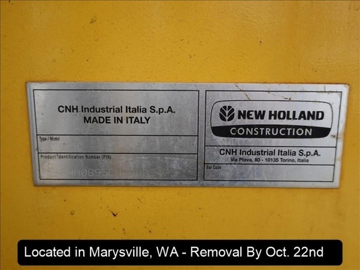 2017-new-holland-b95c-image-22