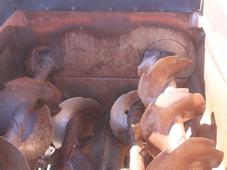 #2044-•-harsh-303h-feed-mixer-wagon-image-29