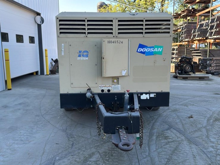 #146-•-2013-doosan-portable-air-compressor-image-7