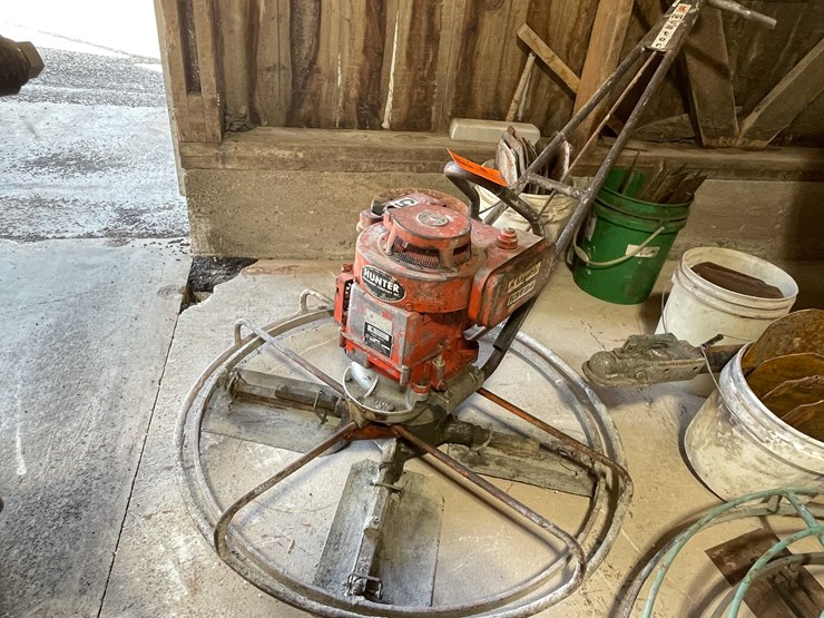 #1937-•-master-koehring-concrete-finishing-machine-image-1