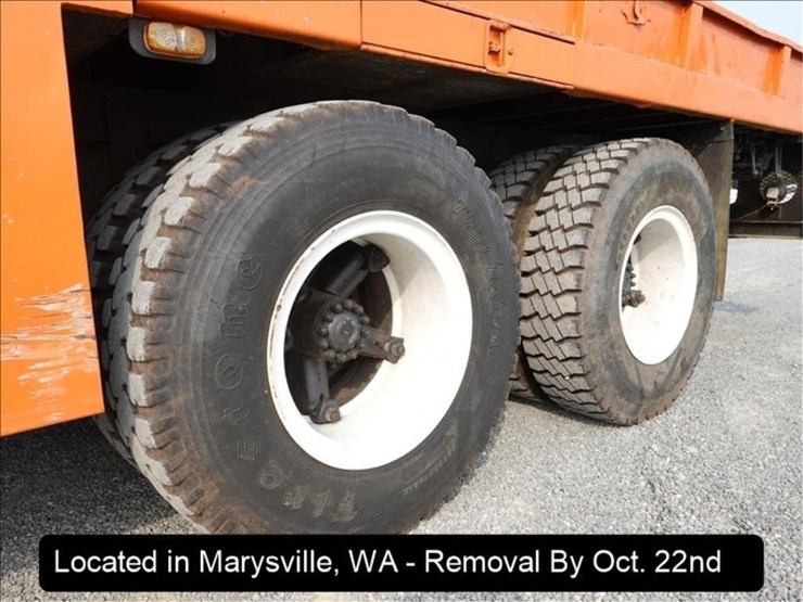 ford-l8000-image-23