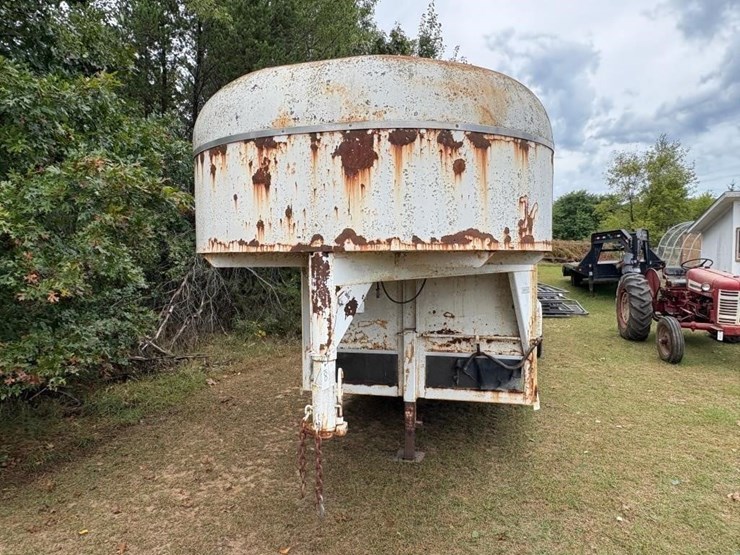 1989-better-built-gn2222lt-livestock-trailer-image-2