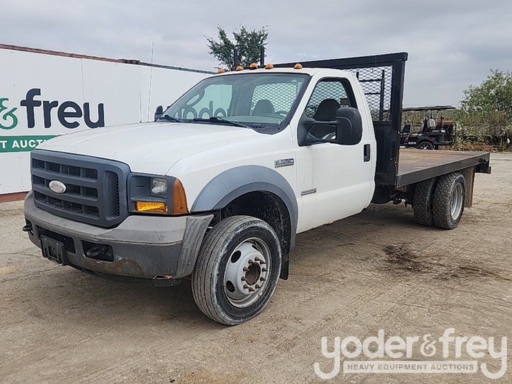 2005-ford-f550-image-1