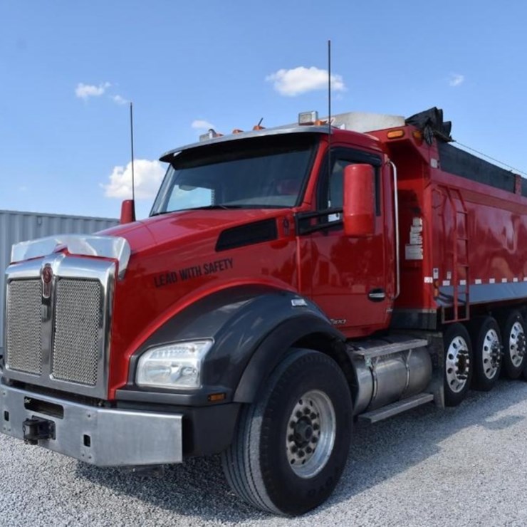 2018 KENWORTH T880