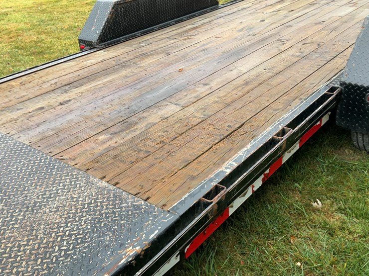 #151-•-2018-cornpro-tilt-deck-trailer-image-18