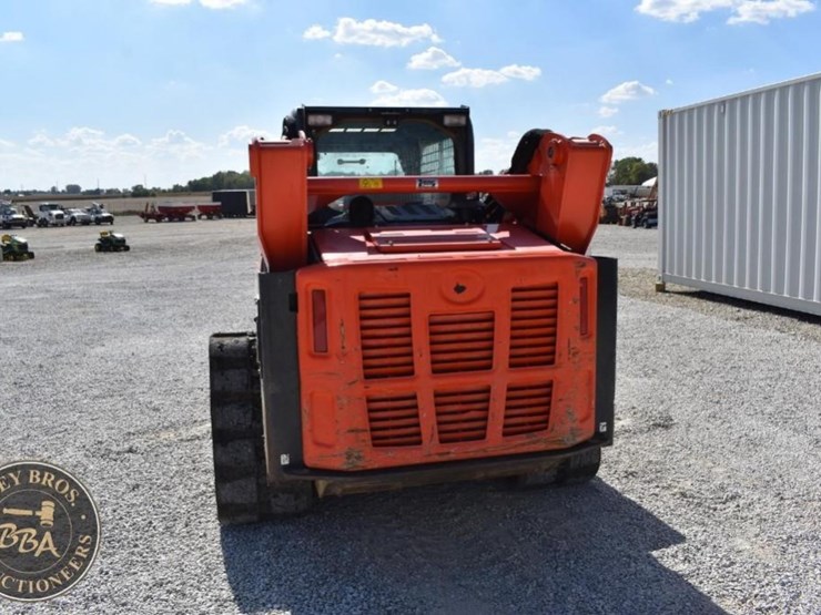 2021-kubota-svl97-2-image-8