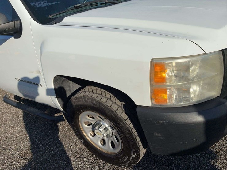 2008-chevrolet-silverado-image-3