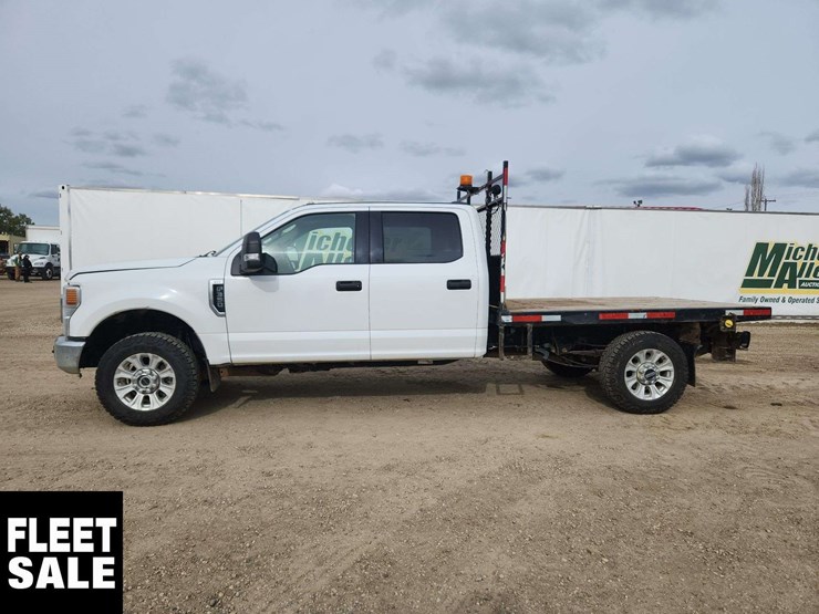 2021-ford-f350-image-21