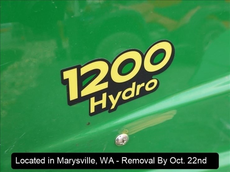 2013-john-deere-1200-image-7