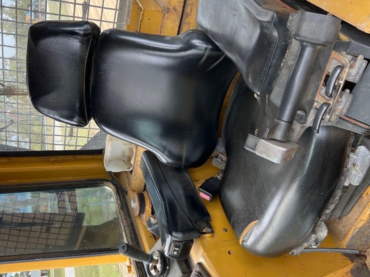 caterpillar-d5n-xl-image-34