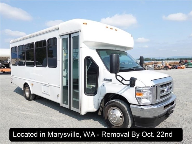 2022-ford-e450-image-12