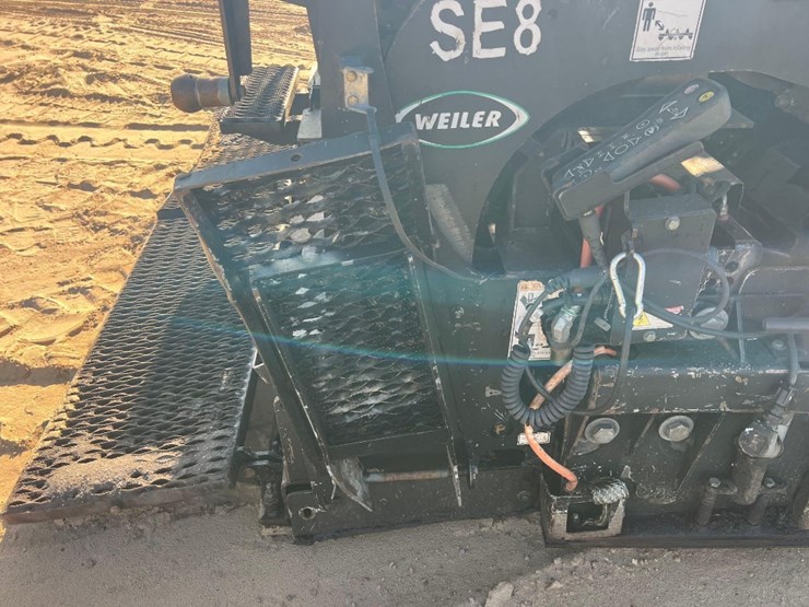 2017-caterpillar-ap-555f-image-17