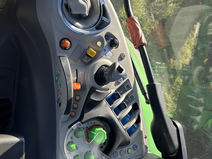 2022-deutz-fahr-6140-image-62