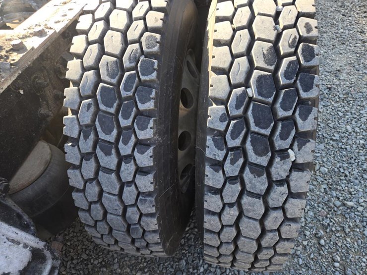 2012-kenworth-t660-image-51