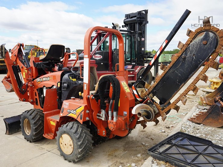 2017-ditch-witch-rt45-image-3