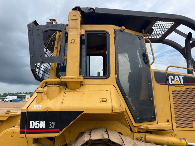 caterpillar-d5n-xl-image-23