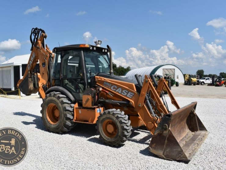 2012-case-590sn-image-15