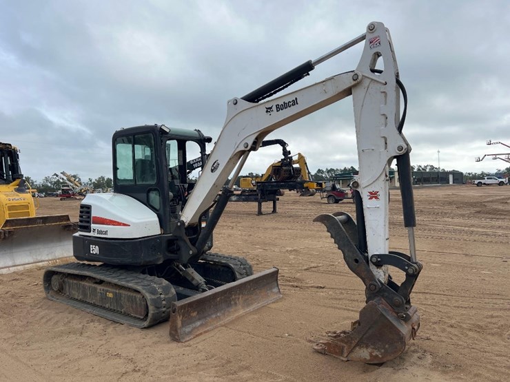 2019-bobcat-e50-image-6