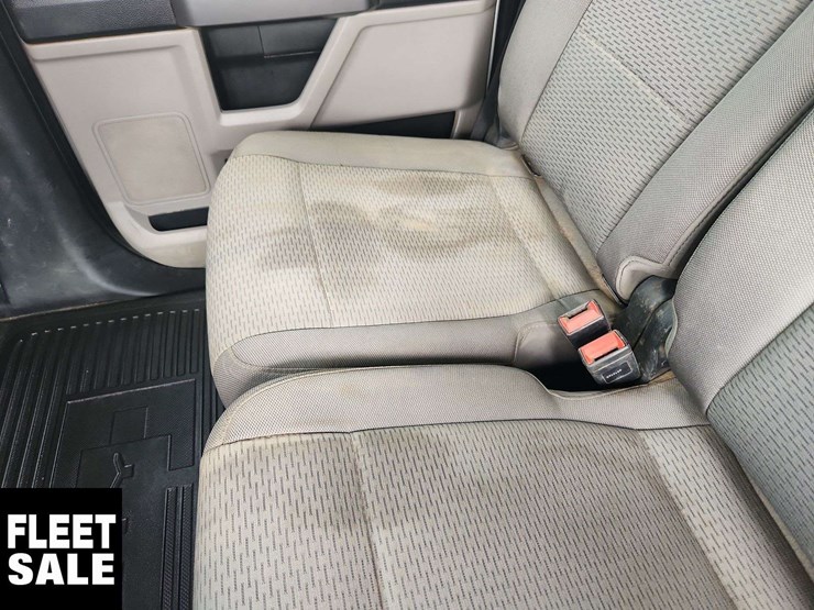 2021-ford-f350-image-35