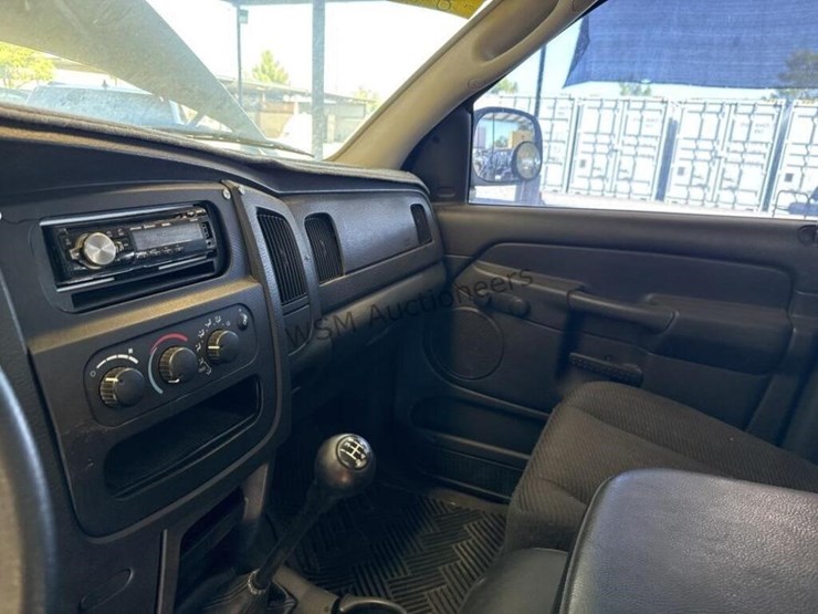 2003-dodge-ram-1500-image-19