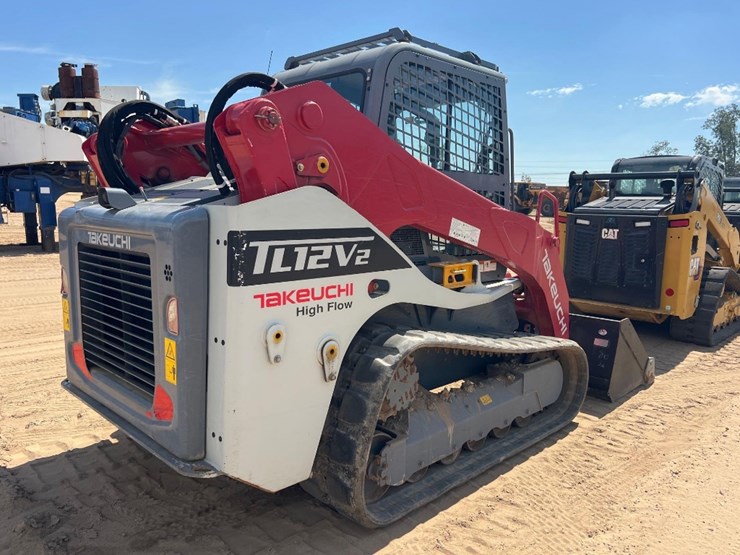 2017-takeuchi-tl12v2-image-5