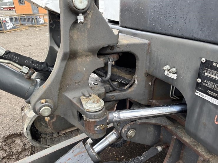 2019-bobcat-e32i-image-20