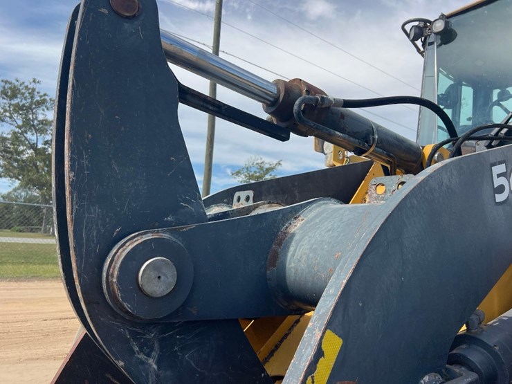 2009-deere-544k-image-11