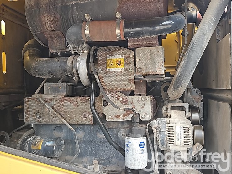 2005-komatsu-wa200-5-image-24