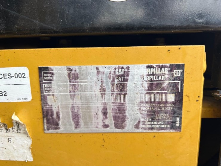 2017-caterpillar-330fl-image-25