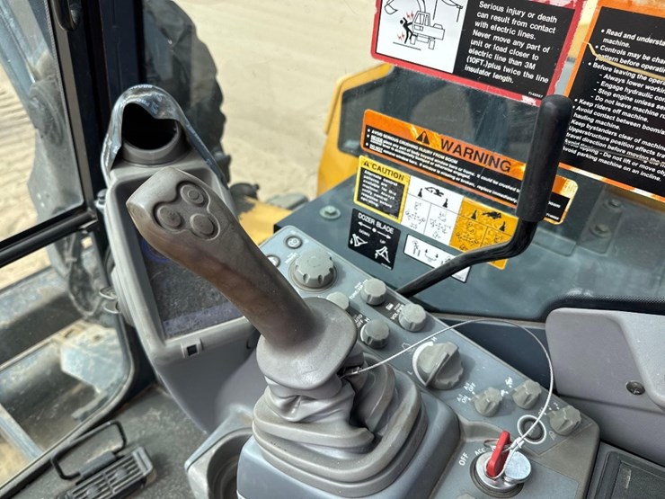 deere-85g-image-31