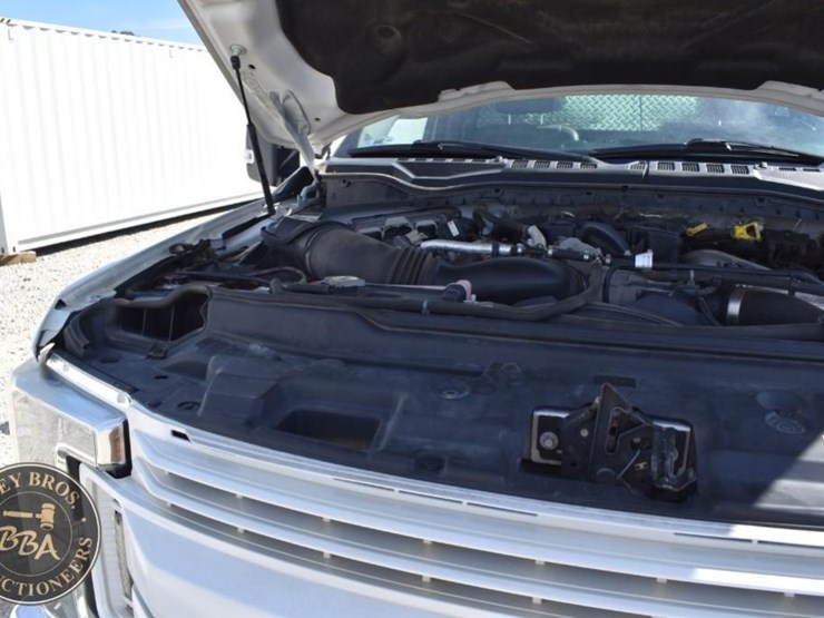 2017-ford-f550-image-64