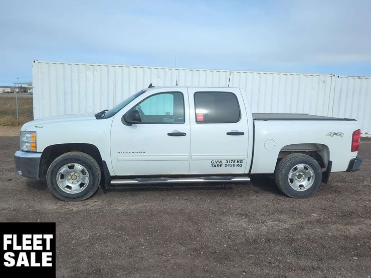 2013-chevrolet-silverado-1500-image-19