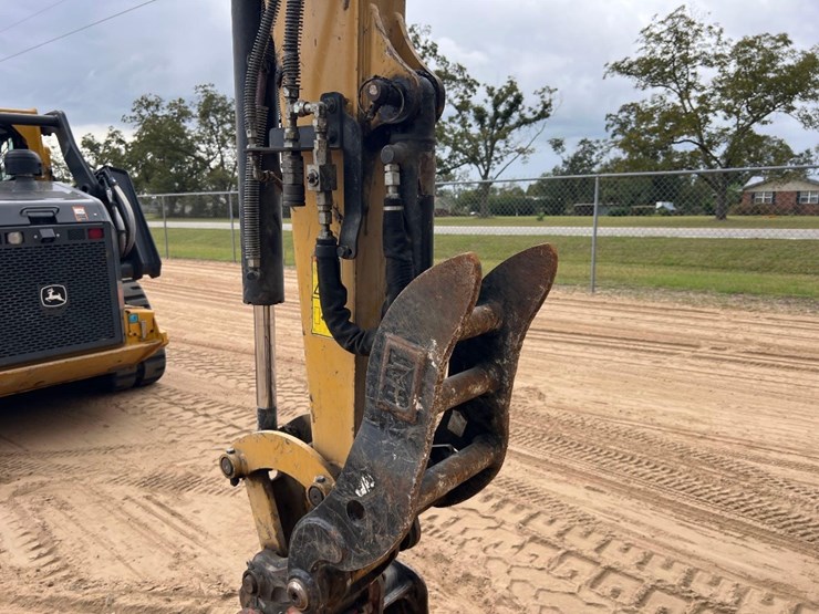 caterpillar-304e2-cr-image-21