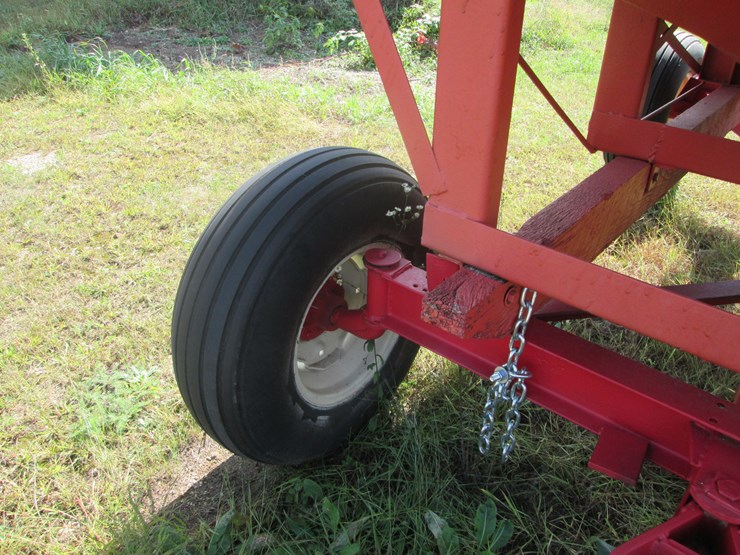 #5027-•-kilbros-200-bushel-gravity-box-image-7