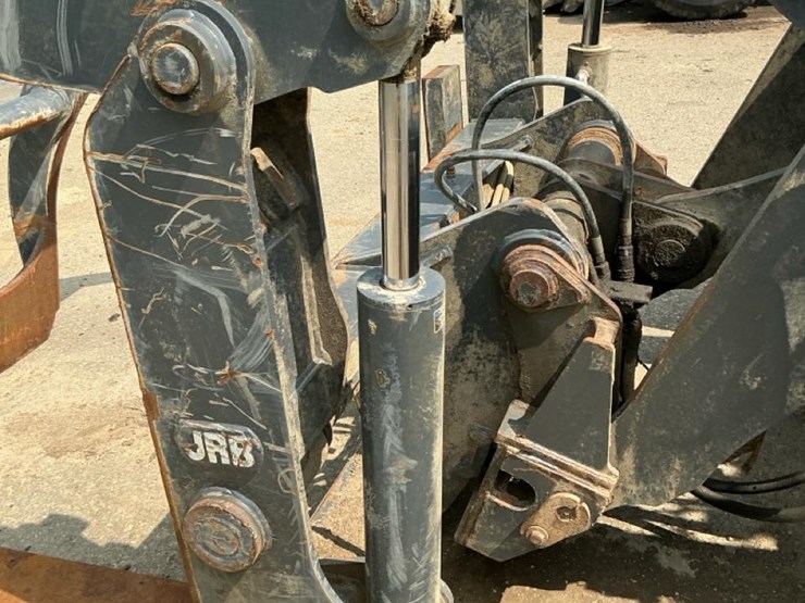 2018-deere-544k-image-19